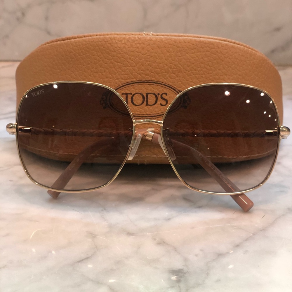 TOD’S Oversized Square Sunglasses